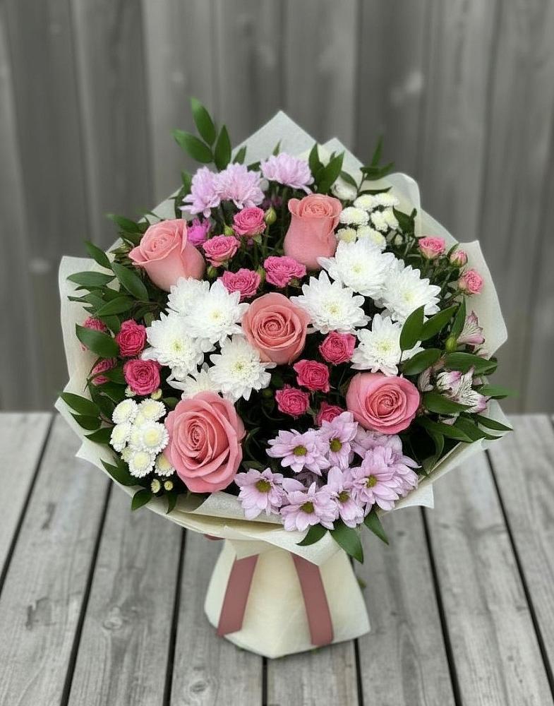 Букет цветов из: Альстромерии, Гвоздики, Розы и Хризантемы в Каменке Архангельской области
