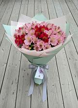 Букет цветов из:  Альстромерии в Каменке Архангельской области