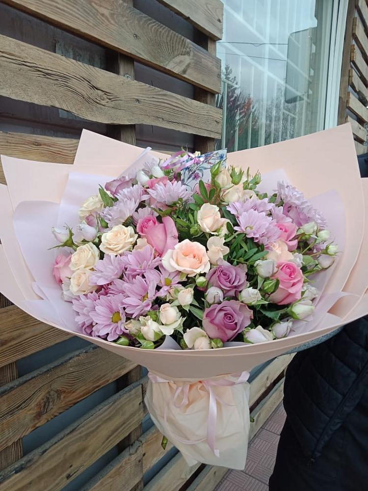 Букет цветов из: Розы и Хризантемы в Каменке Архангельской области