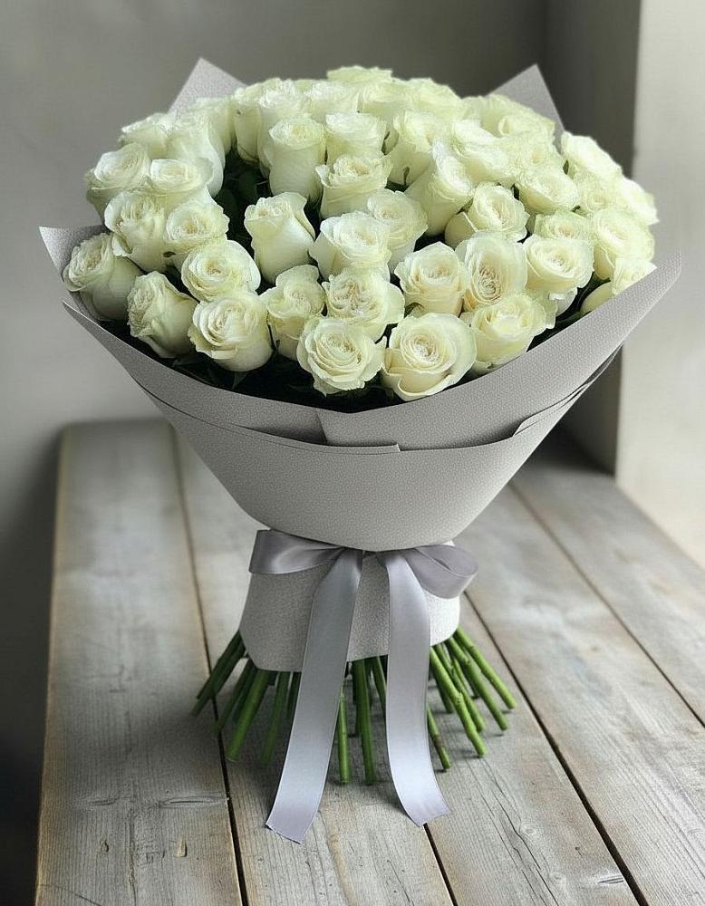 Букет 35 Белых роз в Каменке Архангельской области