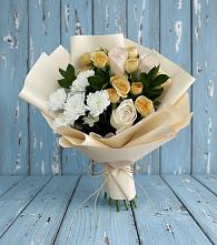 Букет цветов из:  Розы и Хризантемы в Каменке Архангельской области