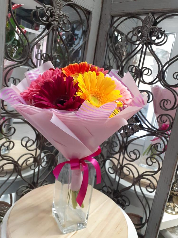 Букет цветов из: Герберы в Каменке Архангельской области