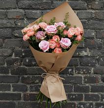 Букет цветов из:  Розы в Каменке Архангельской области