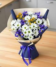 Букет цветов из:  Розы, Ирисы и Хризантемы #REPLACE_PRED# Каменке Архангельской области