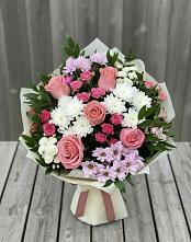 Букет цветов из:  Альстромерии, Гвоздики, Розы и Хризантемы в Каменке Архангельской области