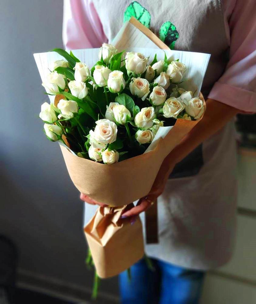 Букет цветов из: Розы в Каменке Архангельской области