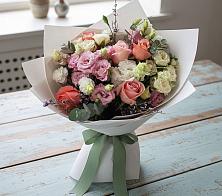 Букет цветов из:  Розы, Лизиантусы и Гвоздики #REPLACE_PRED# Каменке Архангельской области