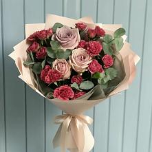 Букет цветов из:  Гвоздики и Розы в Каменке Архангельской области